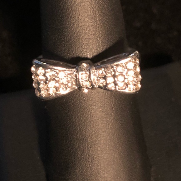 NIP 925 Silver Bowtie Ring with crystals, Size 8 - Picture 7 of 10